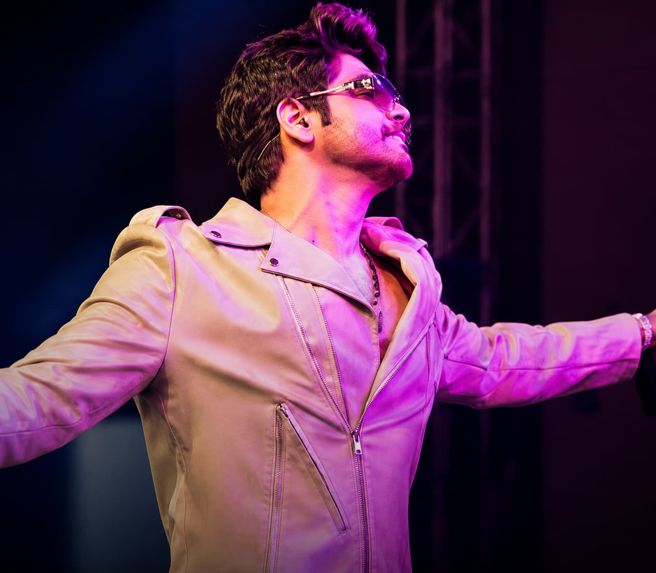 Over 1300 shows across 40 countries